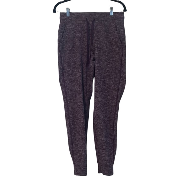 lululemon athletica Pants - NWOT Lululemon Women's Red Joggers Size 6